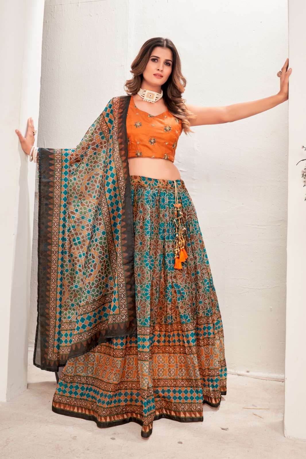 amoha c10576  crop top lehnga choli