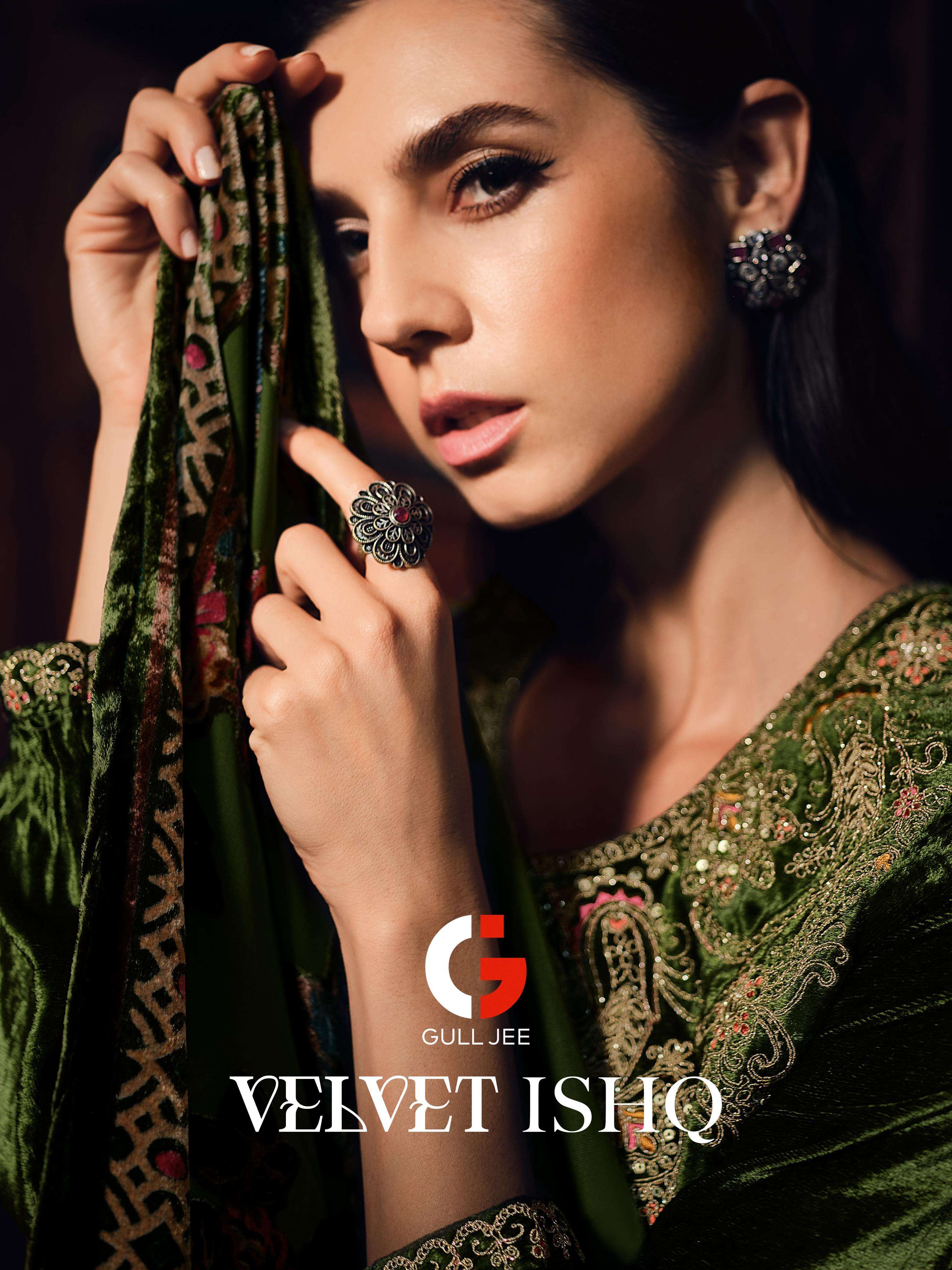 GULLJEE VELVET ISHQ VISCOSE VELVET PALACHI DUPPTA CATALOGUE WHOLESALE SURAT